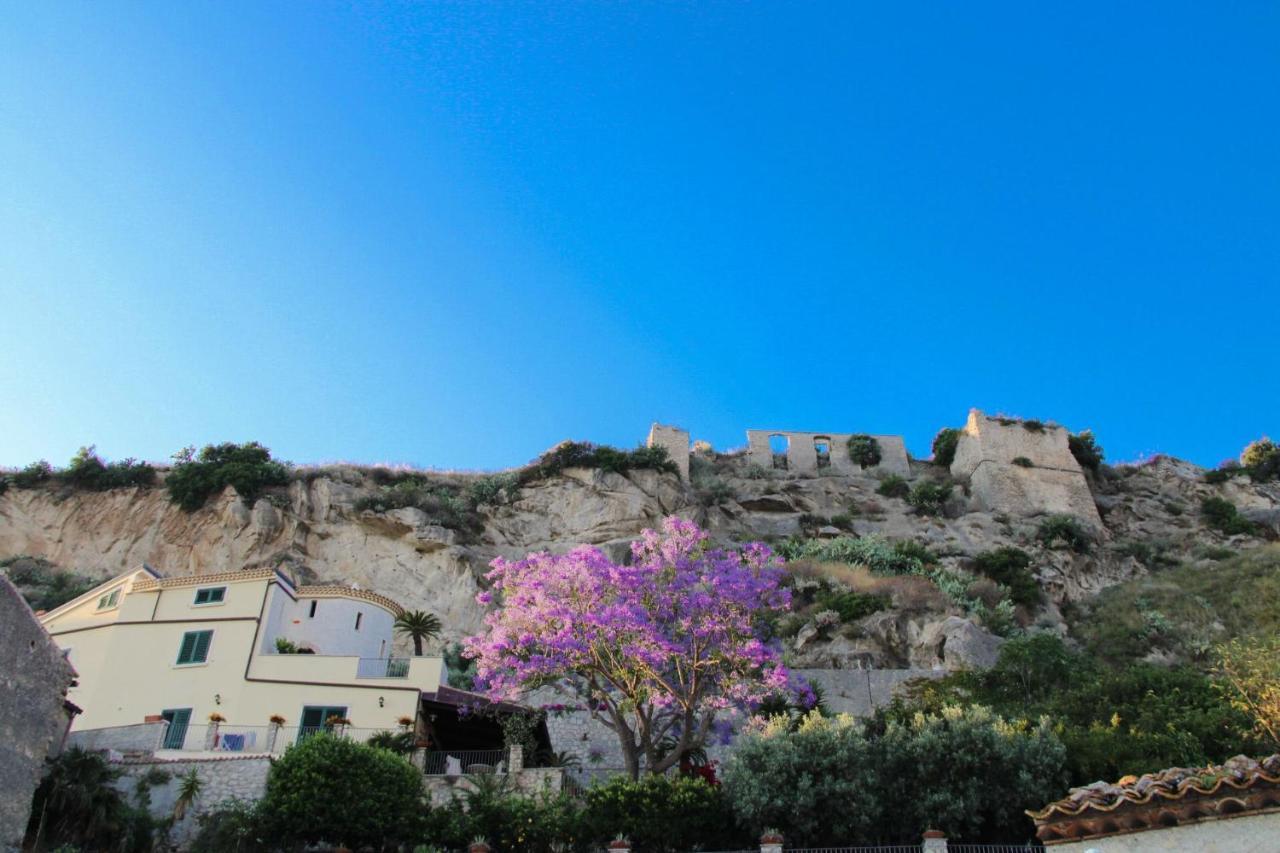 Dimora Cavour Bed & Breakfast Amantea Exterior foto