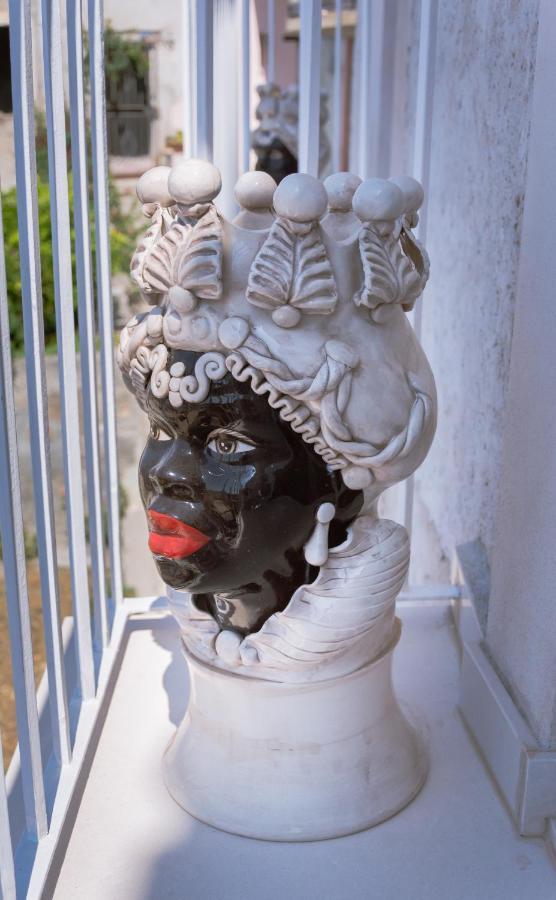 Dimora Cavour Bed & Breakfast Amantea Exterior foto
