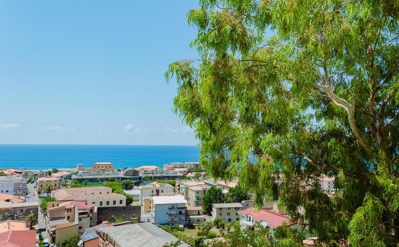 Dimora Cavour Bed & Breakfast Amantea Exterior foto